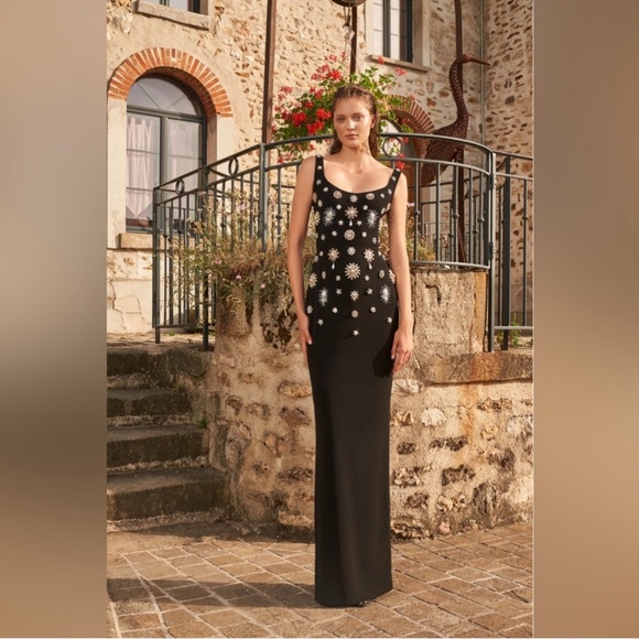Zuhair Murad Resort ‘23 Brooch Embellished Scoopneck Gown in Black
